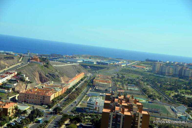 Vista general de las ramblas de Jinámar/Antonio Alí.